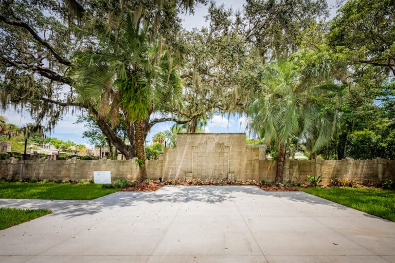 Maitland Art and History Museums, Greathouse exhibit, photo by Roberto Gonzalez