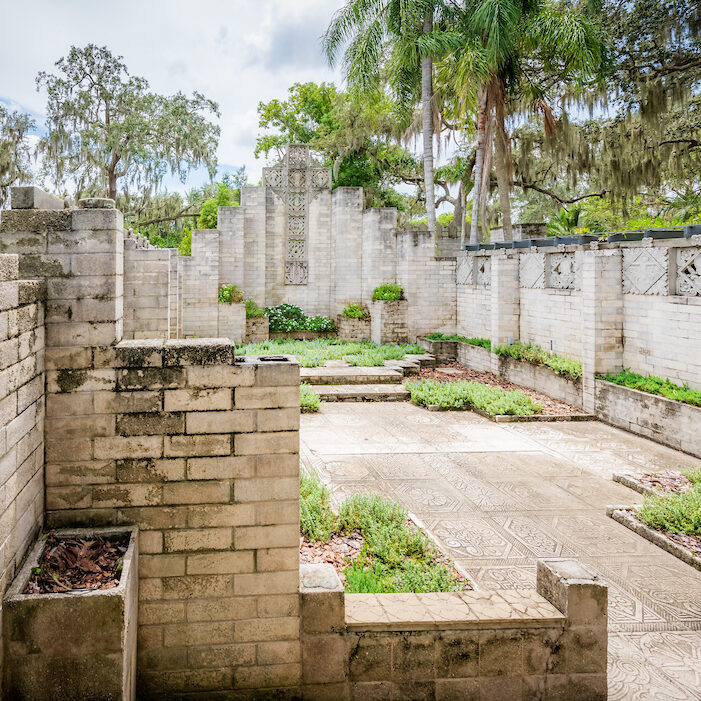 Maitland Art and History Museums, Greathouse exhibit, photo by Roberto Gonzalez